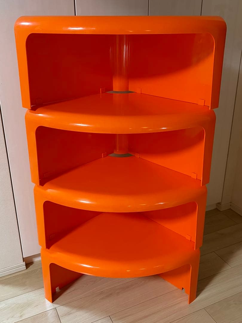 中古品 クアトロクアルティ Quattro Quarti メトロクス　丸テーブル