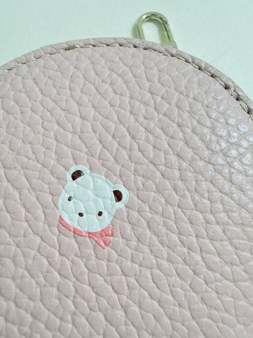 新品　ファミリア　レザーポーチ　ピンク　チャーム　小物ポーチ　ケース