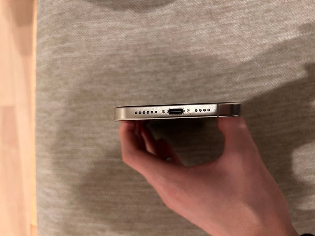 【美品】iPhone 15Pro Max 1TB 本体のみ