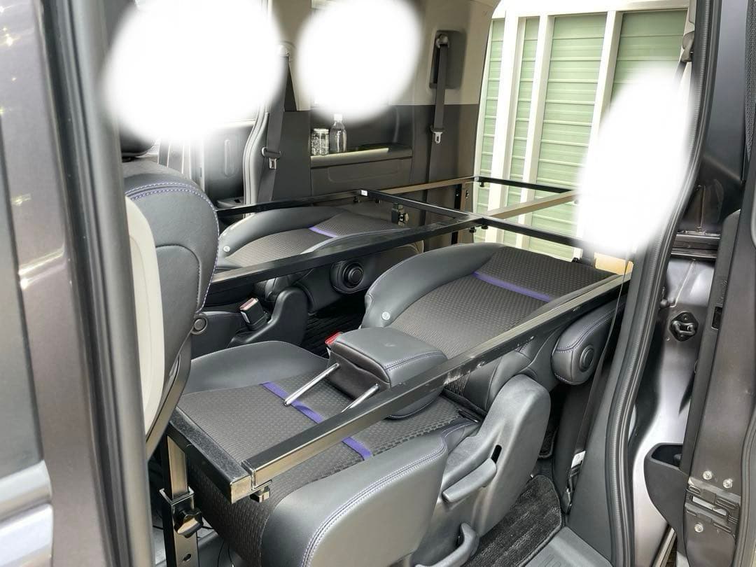 ソルト　本田ステップワゴンRP型用ベッドキット車中泊仕様に。