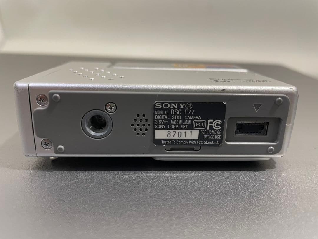 SONY Cyber shot DSC-F77 デジタルカメラ デジカメ
