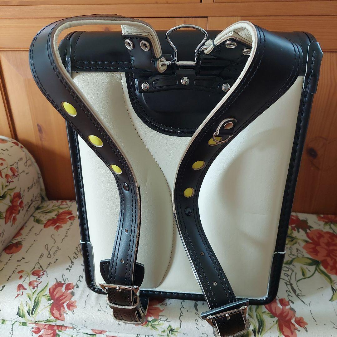 新品.牛皮ランドセル/黒.レインカバー＆交通安全ピカピカフィットちゃん