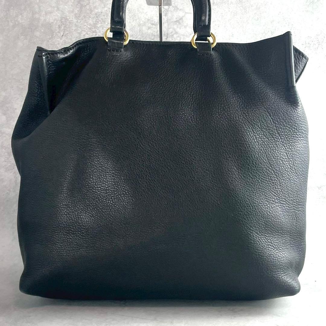 美品PRADAプラダ2wayショルダーバッグ ビジネストートバッグレザー型押ロゴ