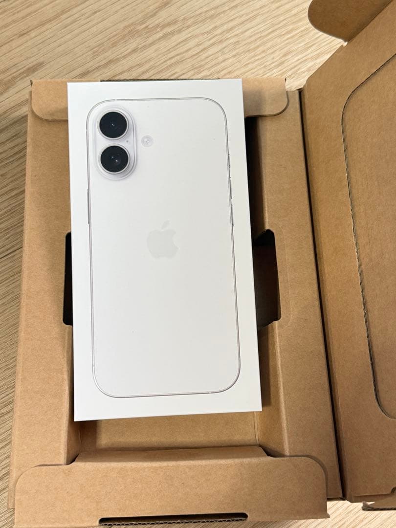 新品未開封 iPhone17 256GB SIMフリー