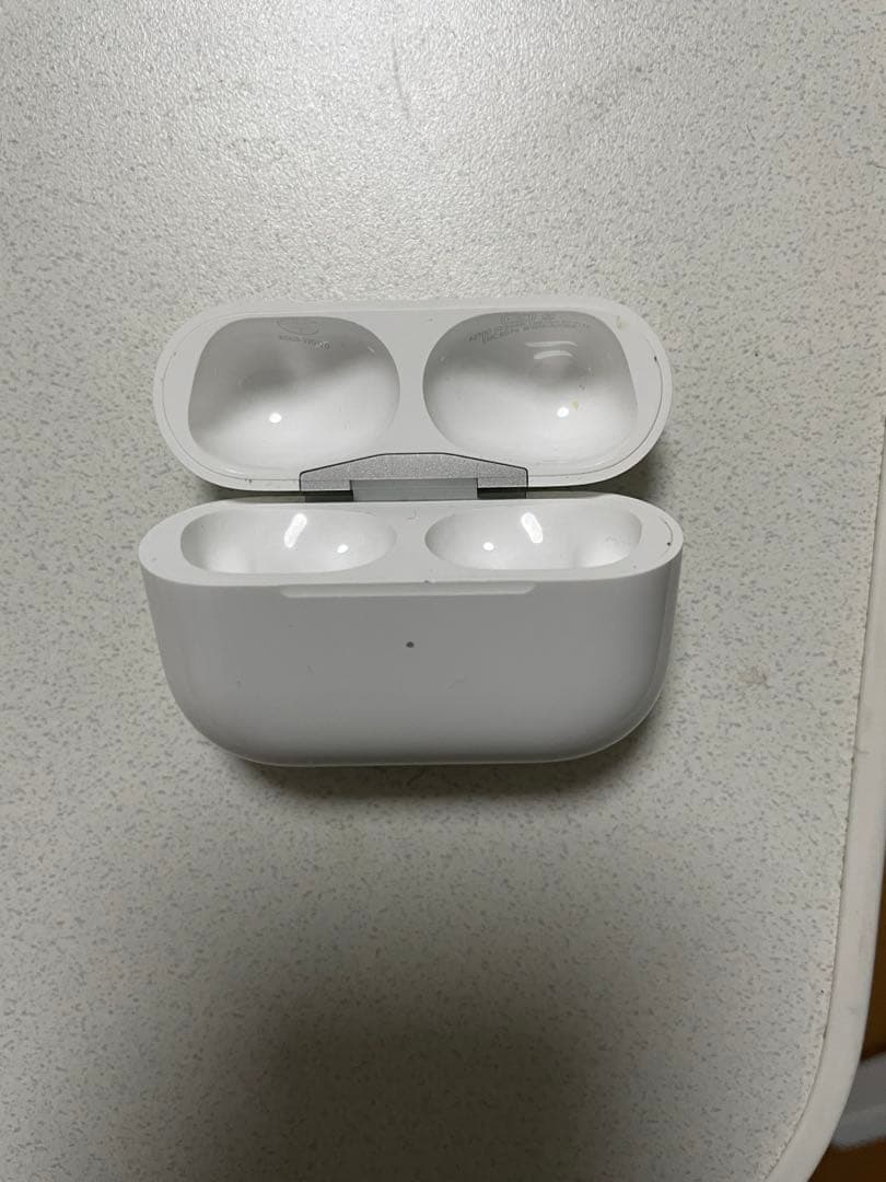 AirPods Pro 第2世代 充電ケースのみ