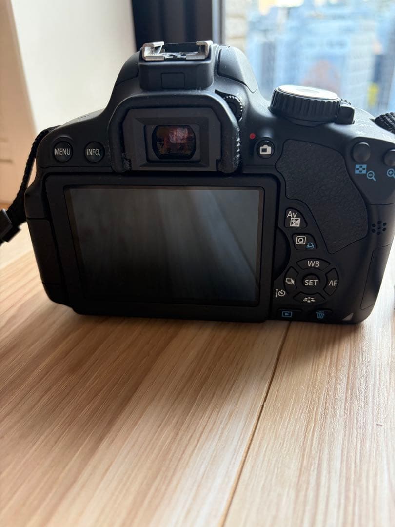 【ショット数少なめ！】Canon EOS Kiss X6i デジタル一眼