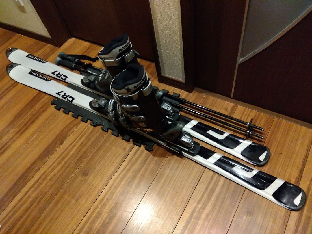 【送料無料】DYNAMIC 学生・男女兼用 スキーセット メンテ・WAX済み✔