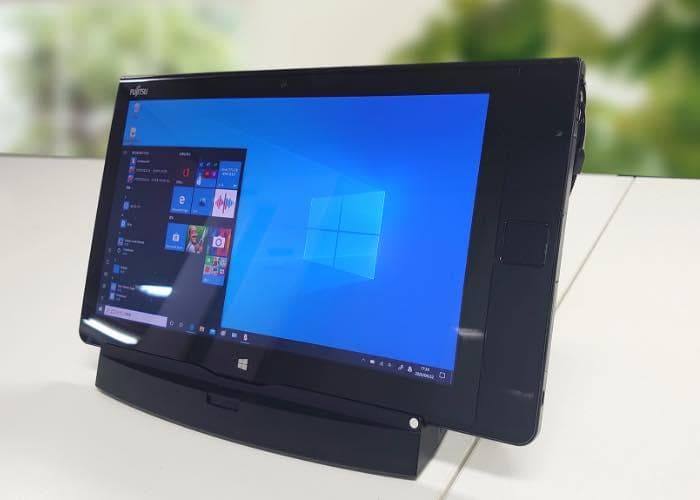 富士通Tab Q704 core i3/SSD128G/12インチ/OFFICE