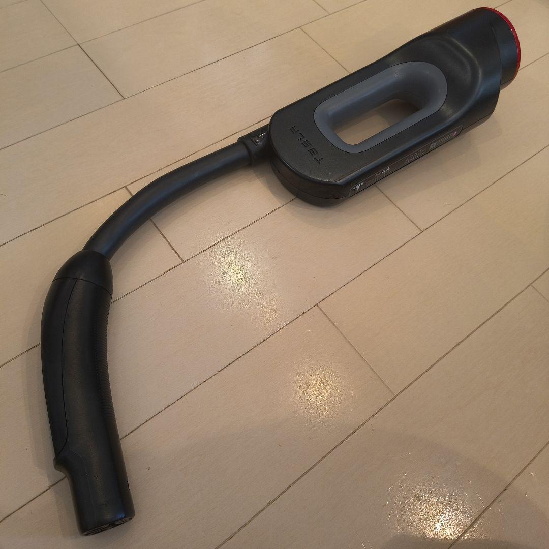 日本Tesla チャデモアダプター CHAdeMO