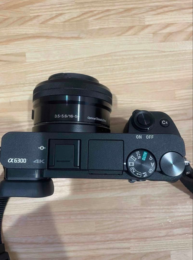 【美品】Sony α6300 ミラーレス一眼カメラ