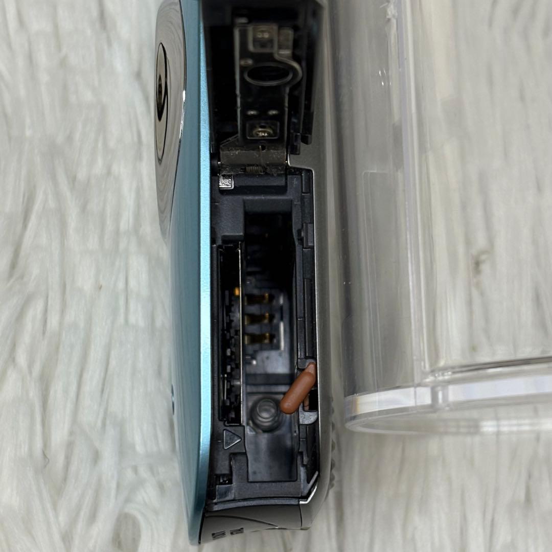 Canon カメラ　IXY 510IS 充電器　箱　PC1356 コンデジ　可動