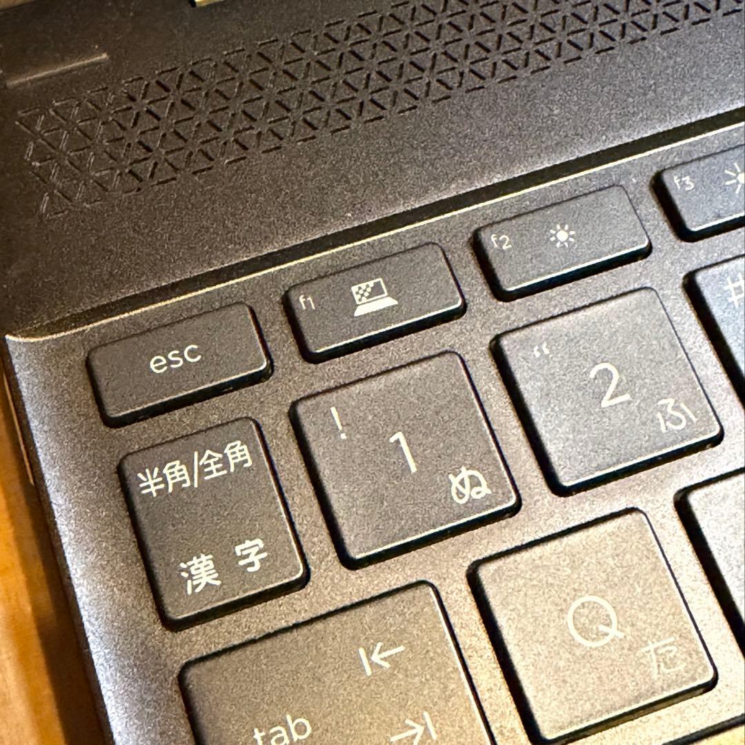 ★HP Spectre x360 初期化済み！起動可能！画面割　現状ジャンク扱