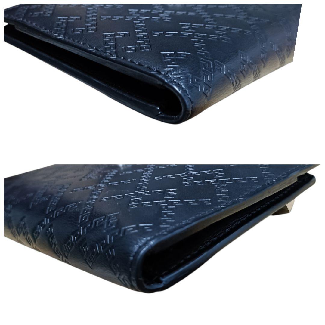 美品 ベルサーチ VERSACE ブラック 差し込みカードケース付 長財布