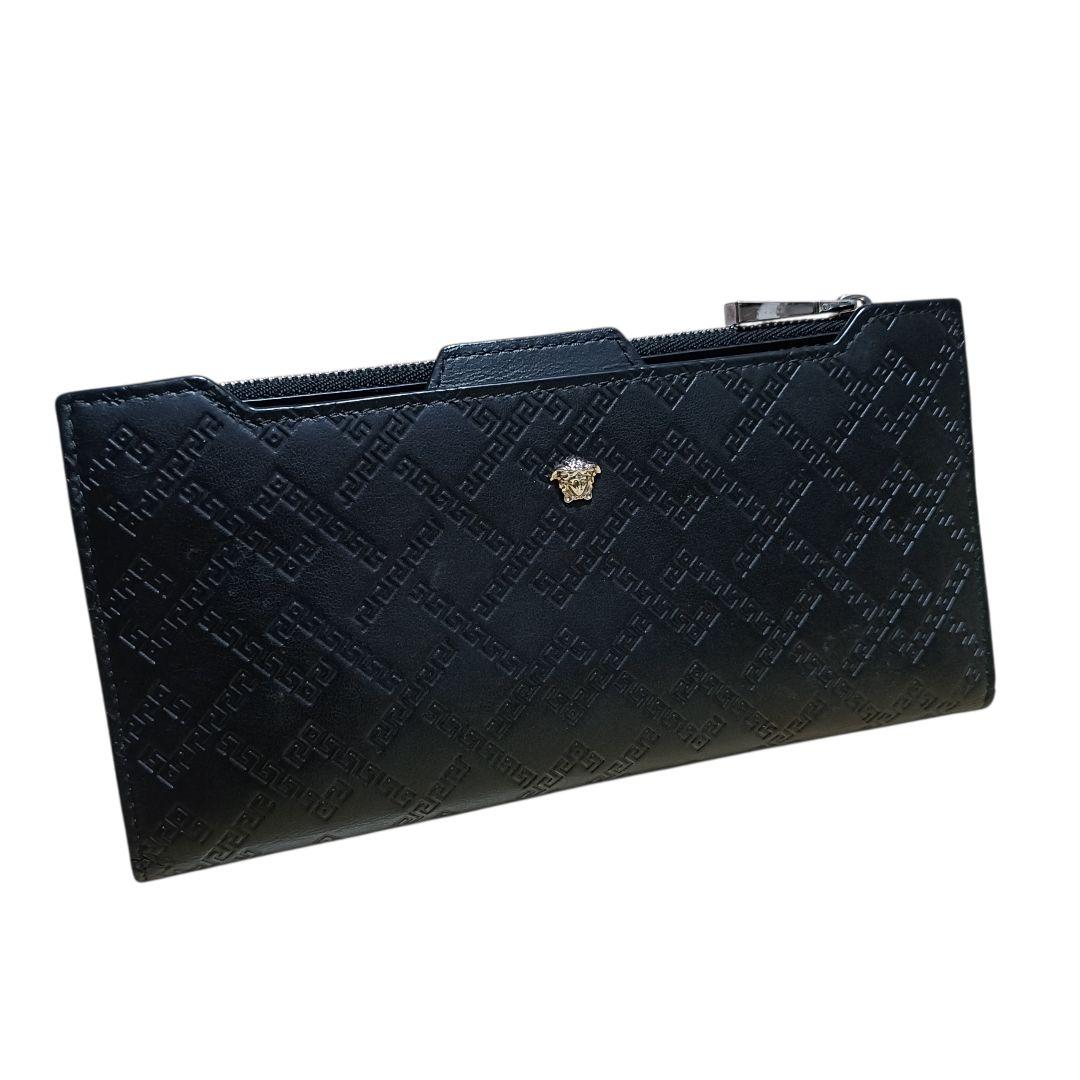 美品 ベルサーチ VERSACE ブラック 差し込みカードケース付 長財布