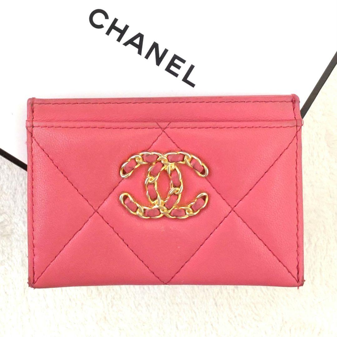 【入手困難】CHANEL マトラッセ ココマーク カードケース 19 ラムスキン