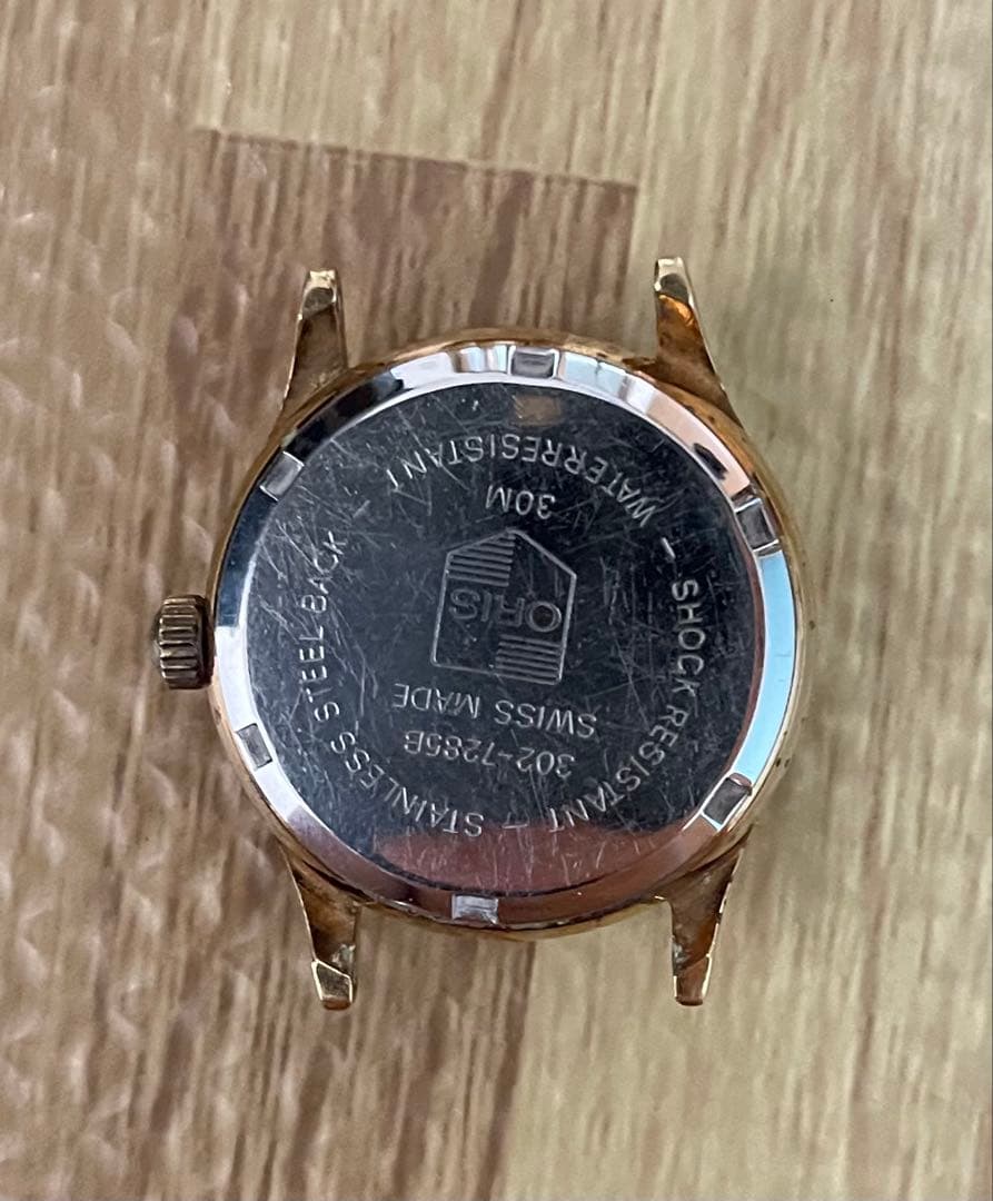 D*a様 ORIS 防水 腕時計 金色ケース