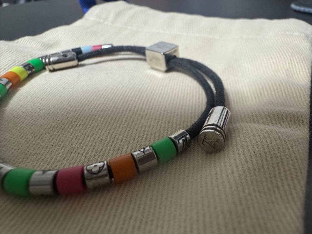 ルイヴィトン ブラスレ パラダイス マルチカラー ブレスレット