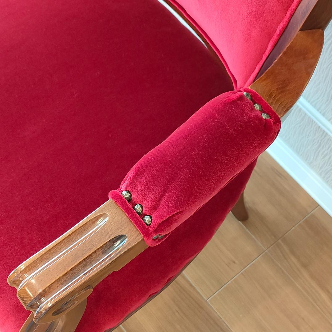 〈美品〉アンティーク　アームチェア　鋲打ち　ワインレッド