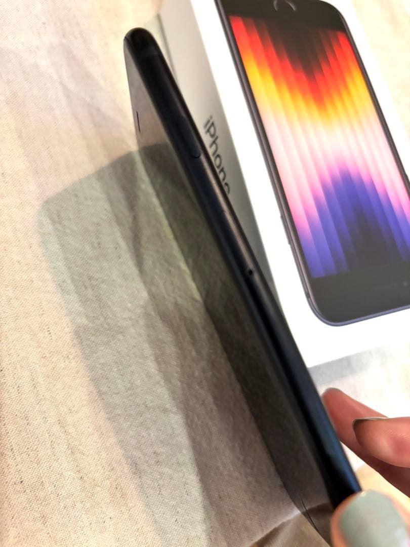 iPhone SE 第3世代 128GB｜SIMフリー｜美品｜ケース使用｜即発送