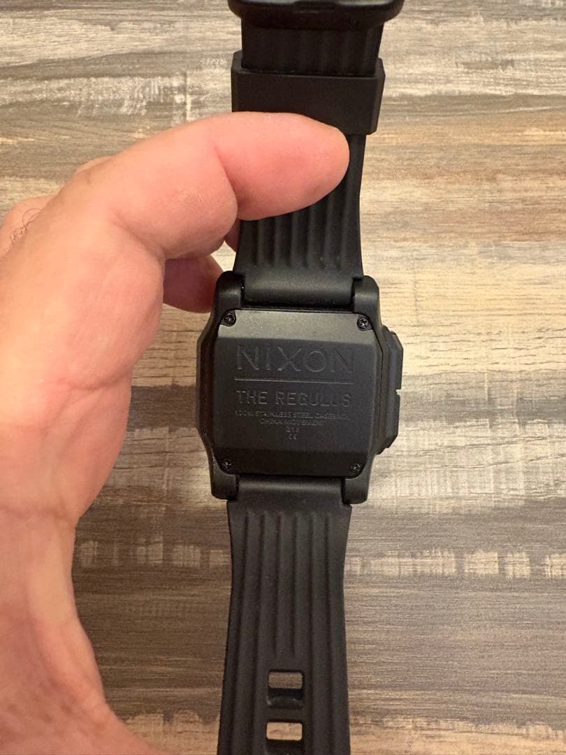 NIXON THE REGULUS デジタル腕時計 オールブラック