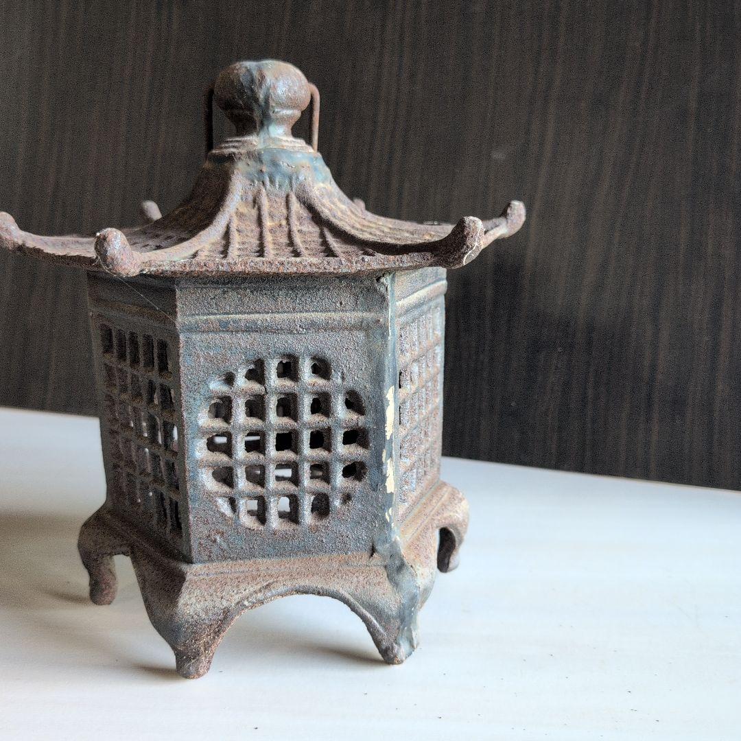 アンティーク灯籠　鉄製灯籠　レトロ