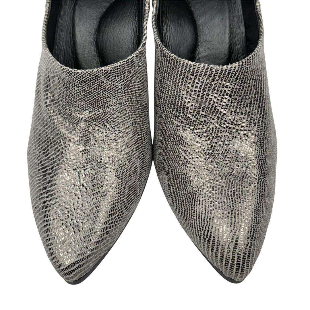 ✨極美品✨MANA マナ　23cm 36 深履き口　パンプス　シルバー