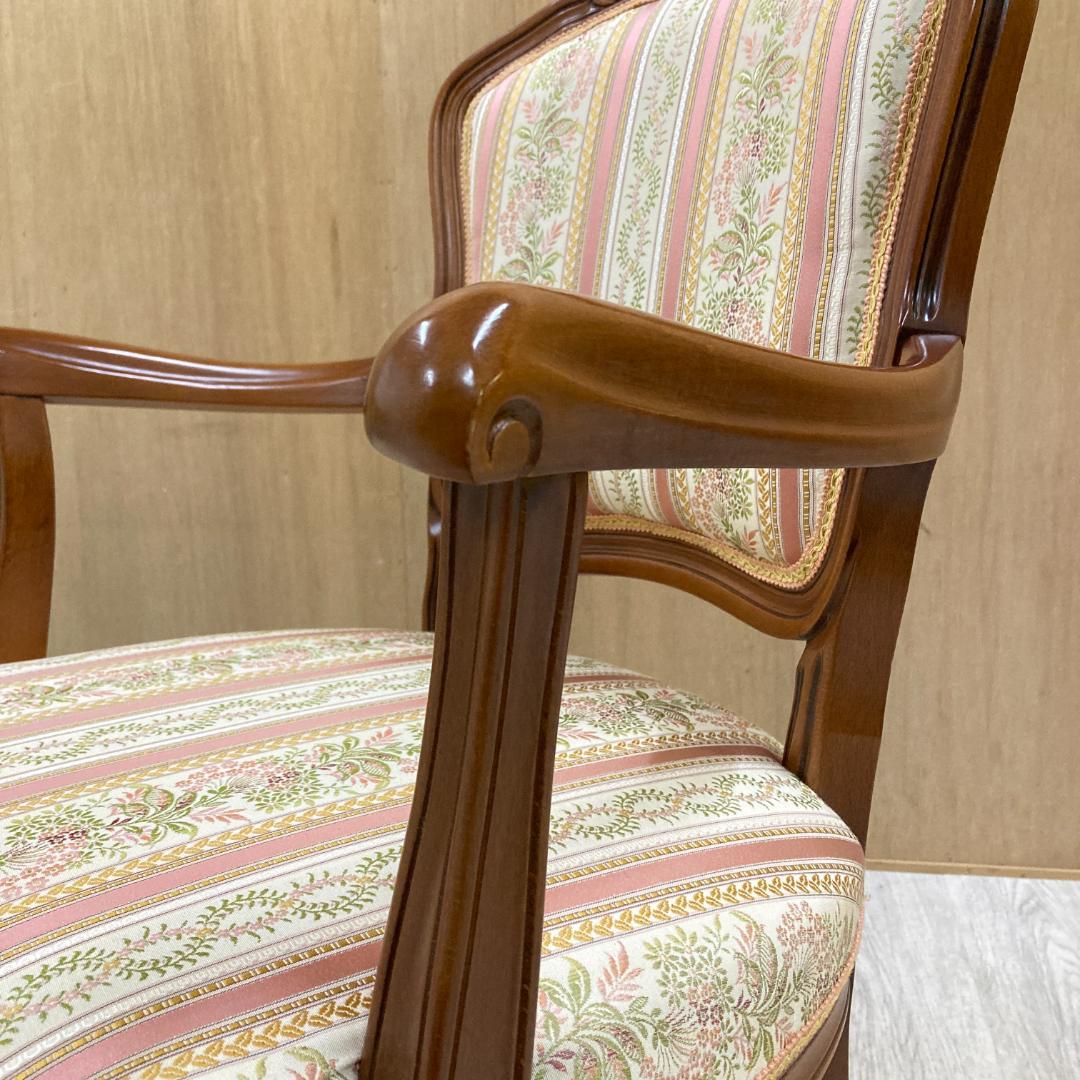 イタリア 　猫脚　アームチェア 　椅子　ダイニングチェア　クラシック 　A