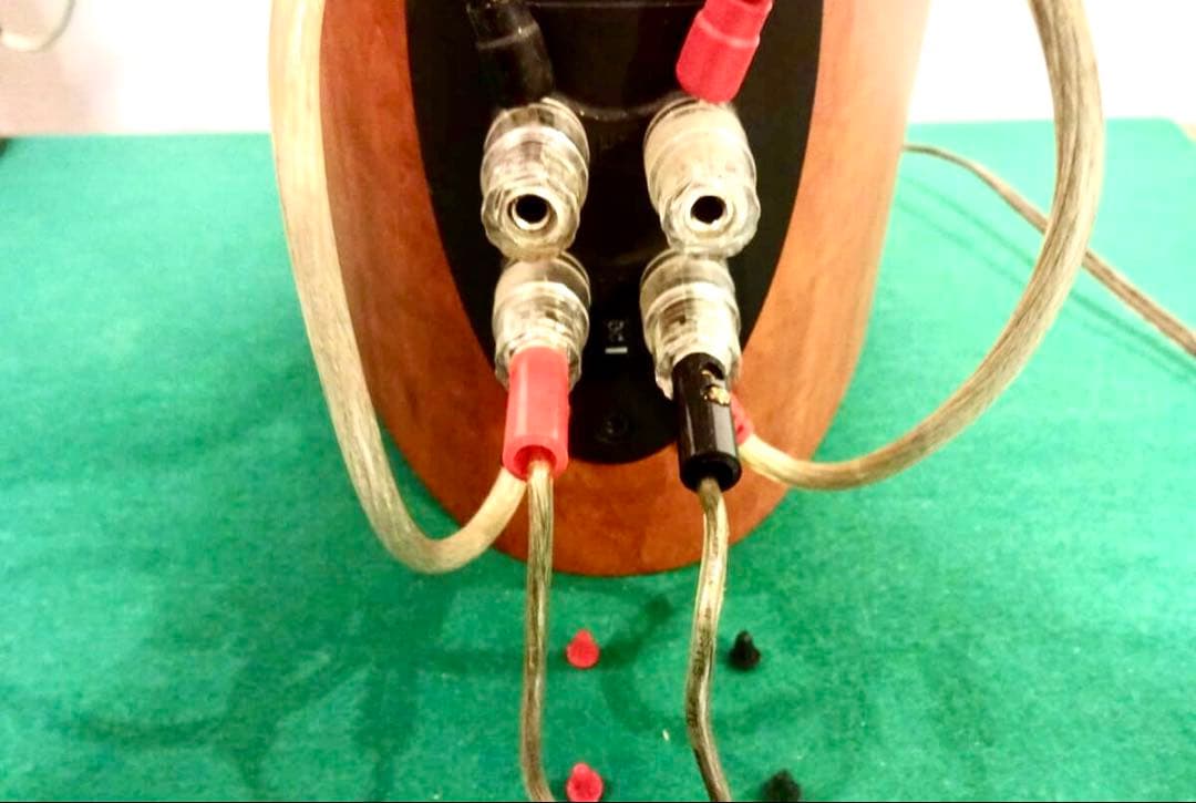 KEF IＱ３　ブックシェルフ型同軸スピーカ