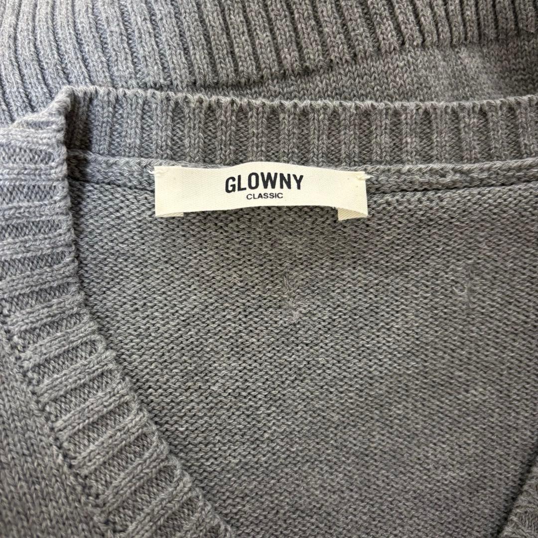 v　glowny Vネックニットのみ1点