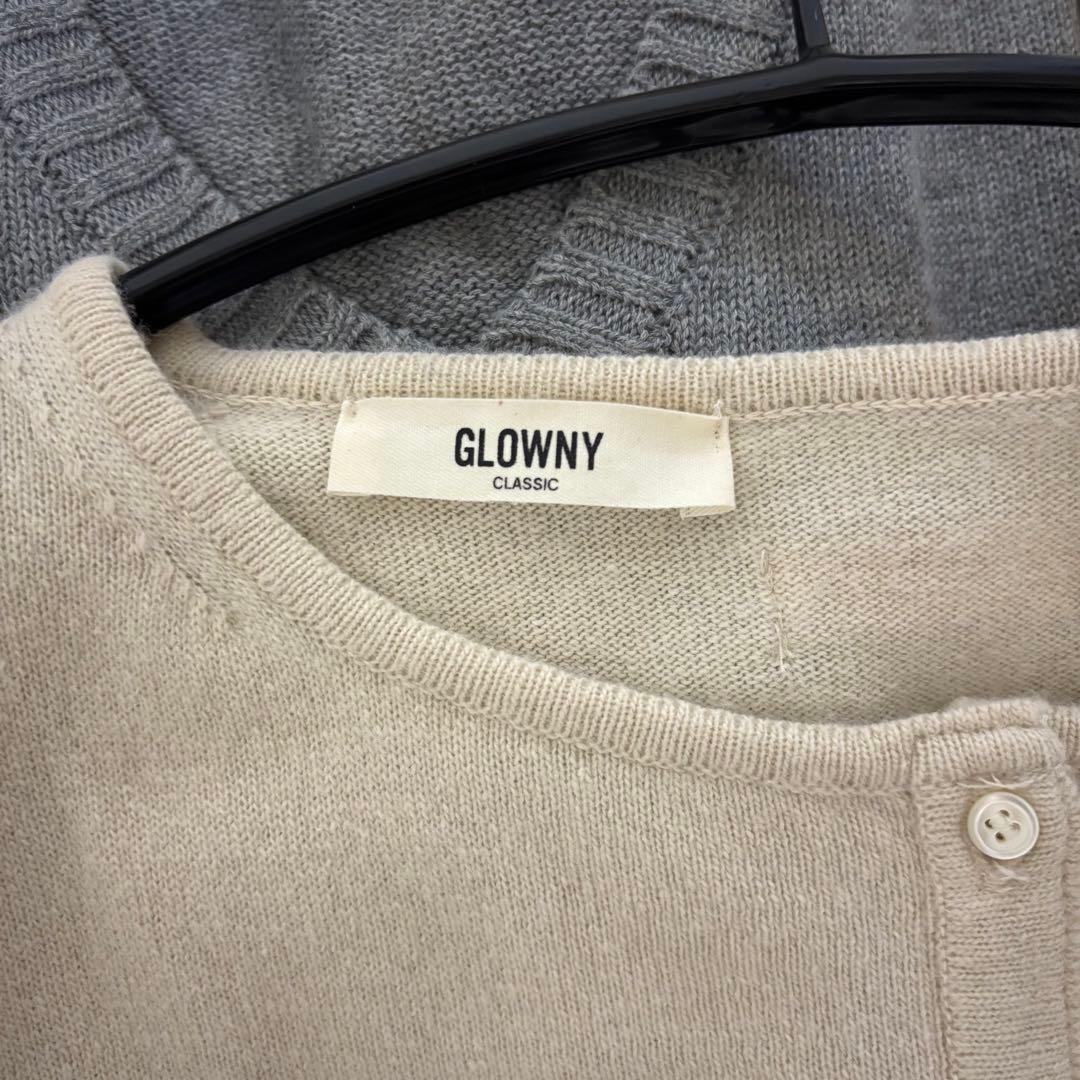 v　glowny Vネックニットのみ1点