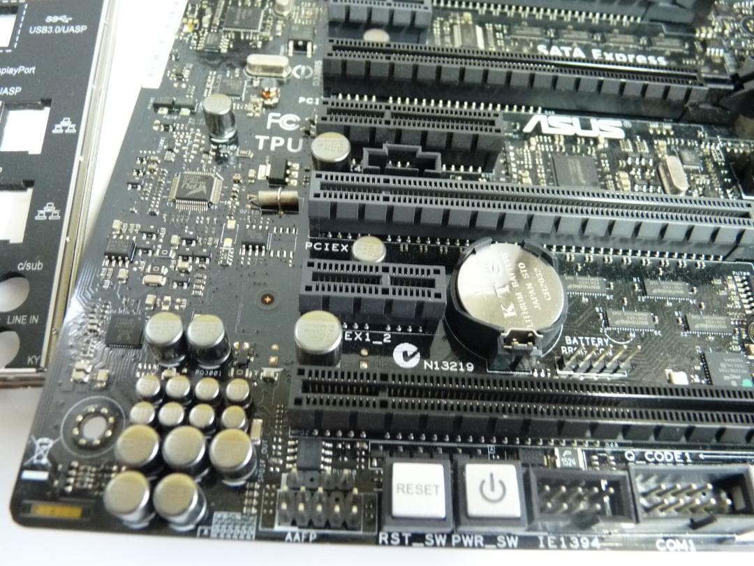 ASUS Z97-WS マザーボード　現状品