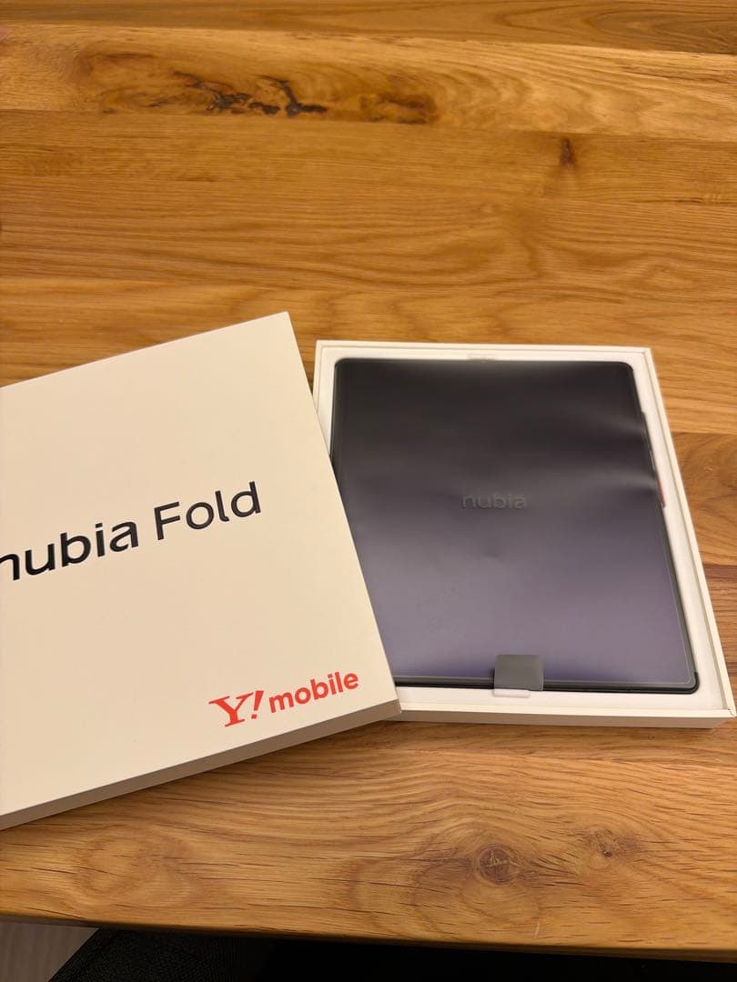 nubia Fold 新品未使用品