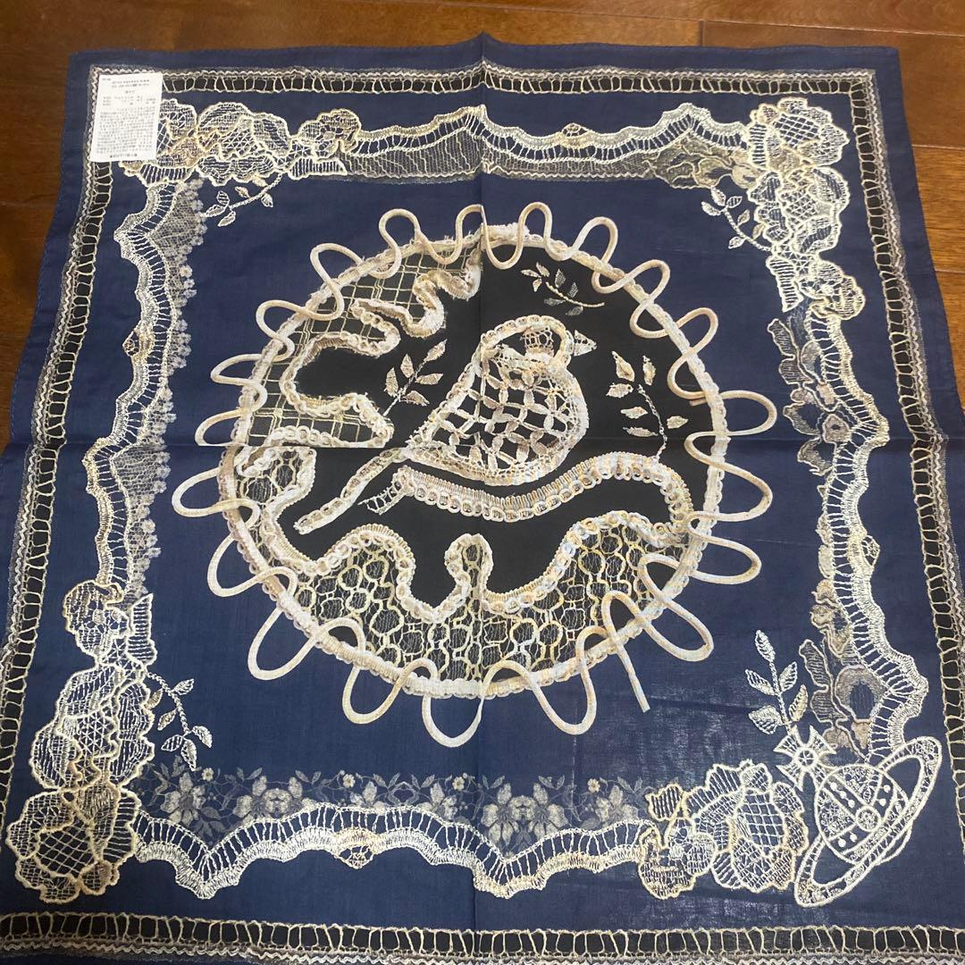 Vivienne Westwood 大判刺繍ハンカチ新品2枚