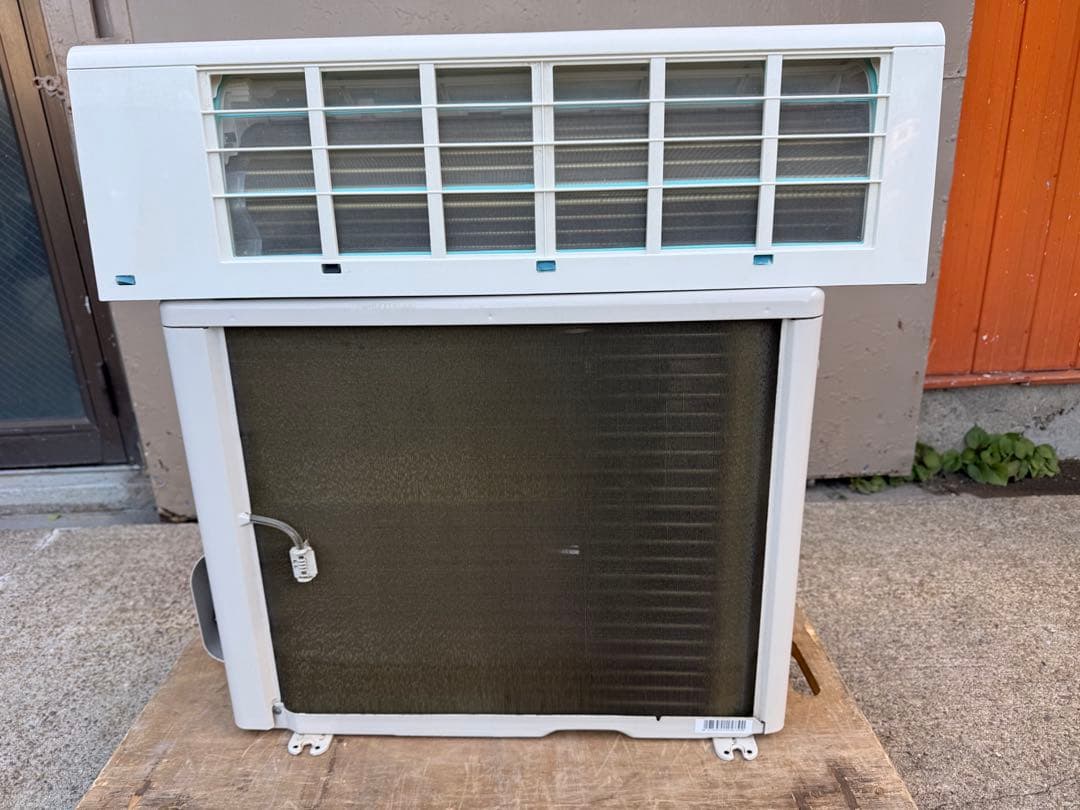 主に6畳　2022年　東芝　RAS-J221M TOSHIBA エアコン