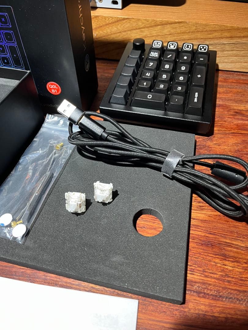 Keychron Q0 Plus 黒　テンキー