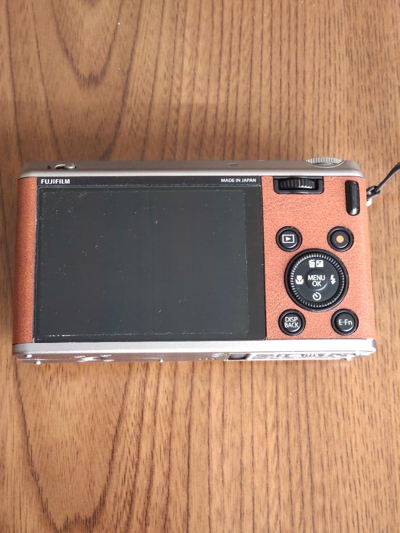 XF1 Fujifilm コンパクトデジタルカメラ（ジャンク）