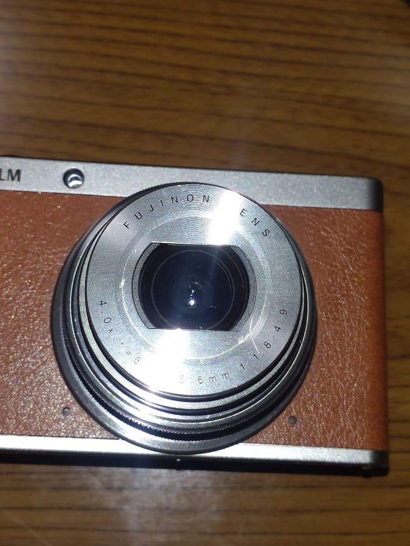 XF1 Fujifilm コンパクトデジタルカメラ（ジャンク）