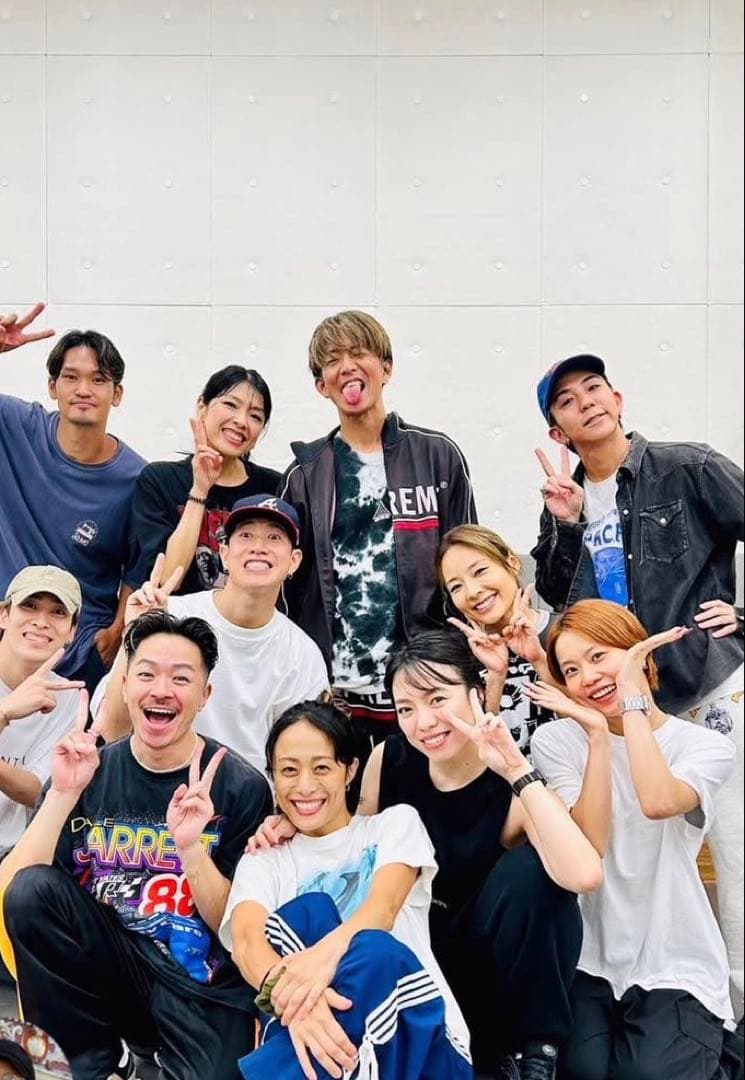 J*I様 キムタク着用同型同色supreme World Famous Jacq