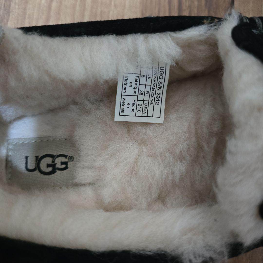 UGG ブラック 7　ANSLEY
