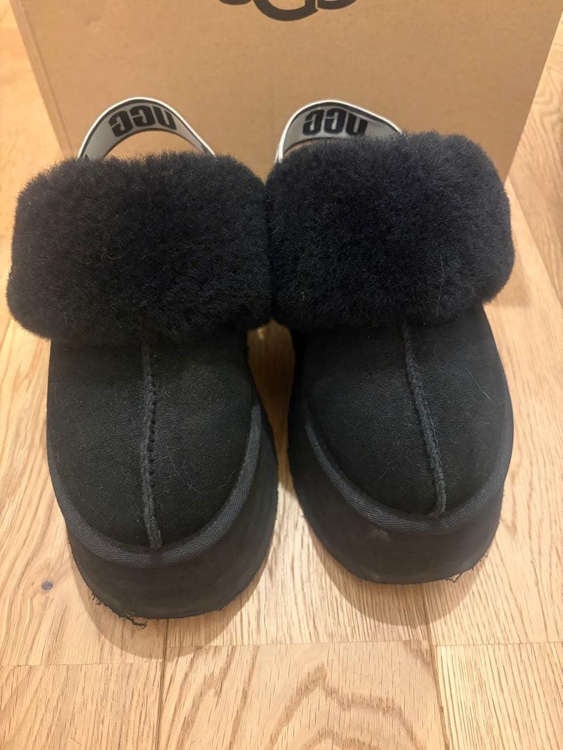 UGG アグ ファンケット FUNKETTE 23厚底