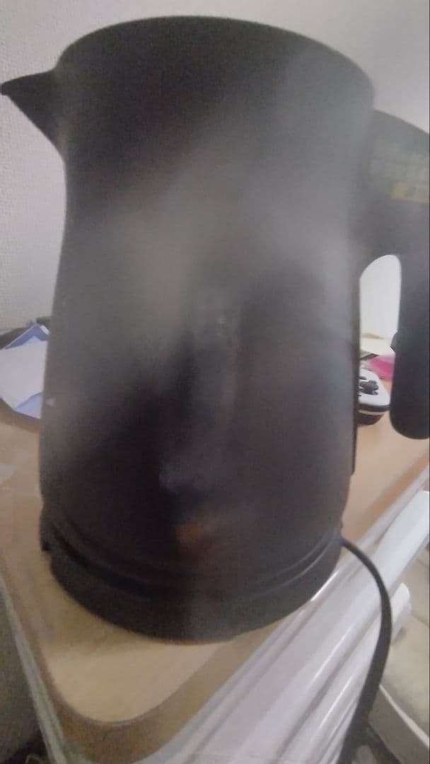 電気ケトルと冷蔵庫と洗濯機です