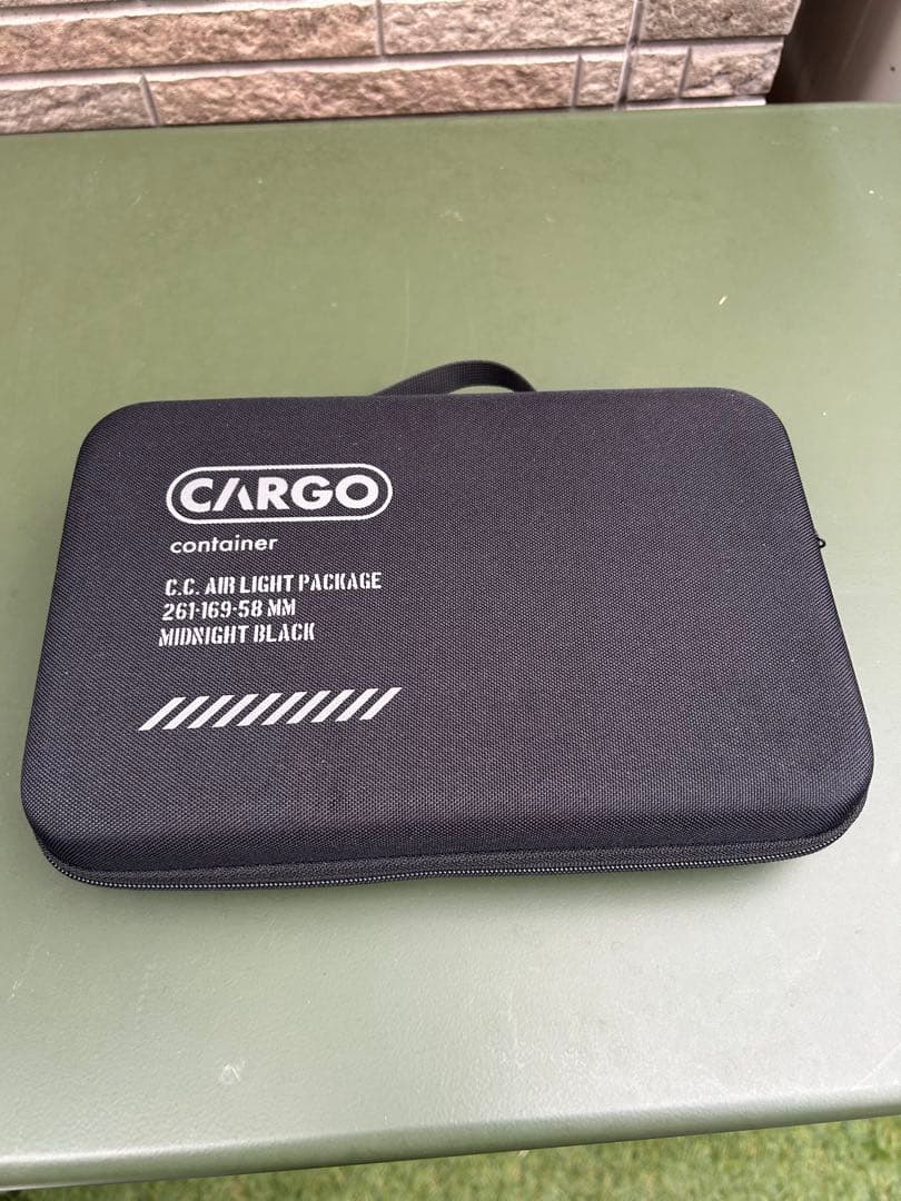 AIR LIGTH CARGO CONTAINER 4本 充電器ケースセット