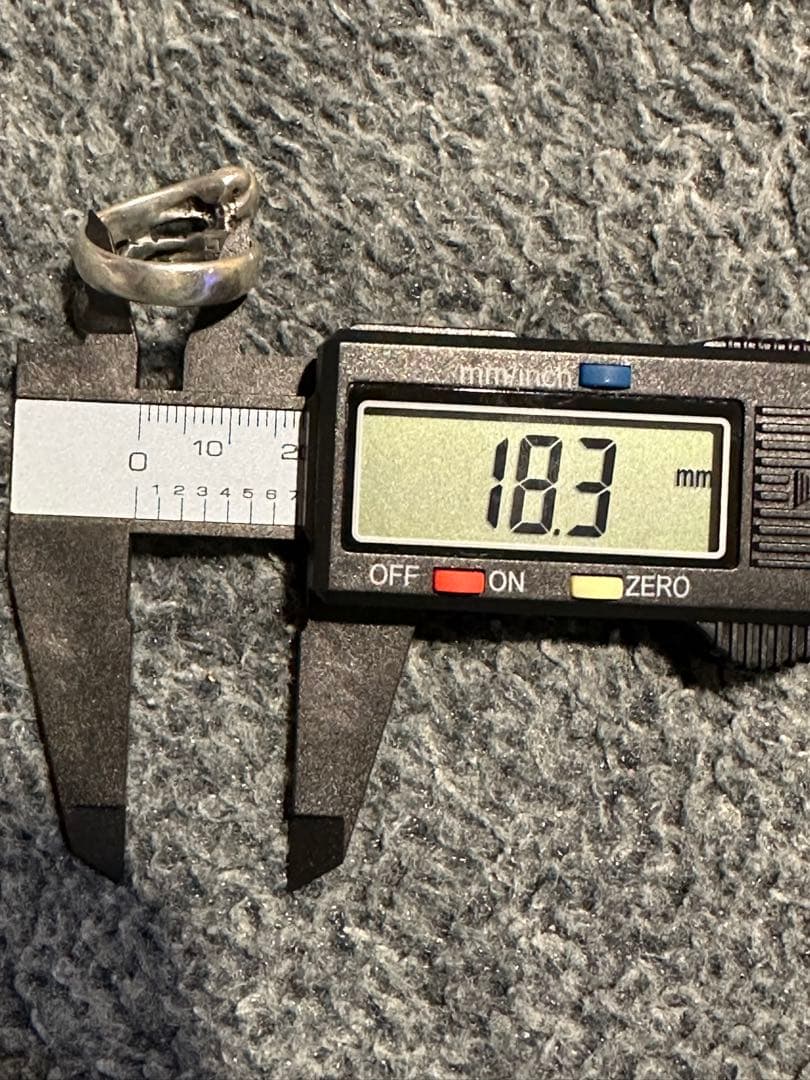 レザーズ&トレジャーズ　リング　骨 ボーン 希少