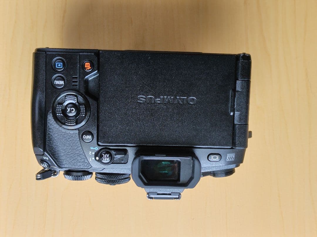 Olympus OM-D em1 mark2 カメラ Lumixレンズ付き