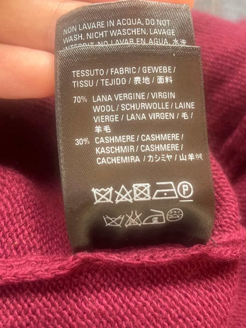 バレンシアガ　セーター