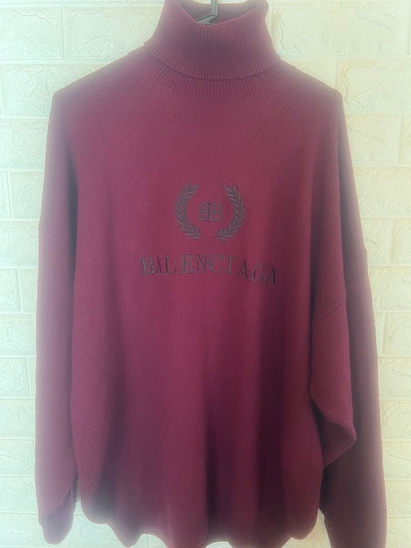 バレンシアガ　セーター