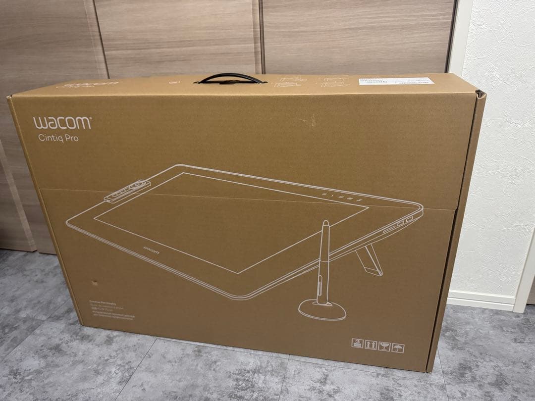 液タブ・ペンタブ Wacom Cintiq Pro 24