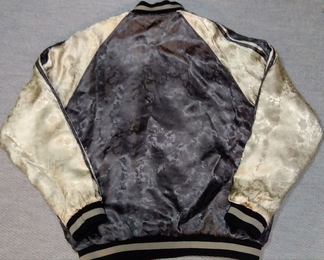 SATORI さとり桜跳ね鯉柄リバーシブルスカジャン レーヨン製sizeXL