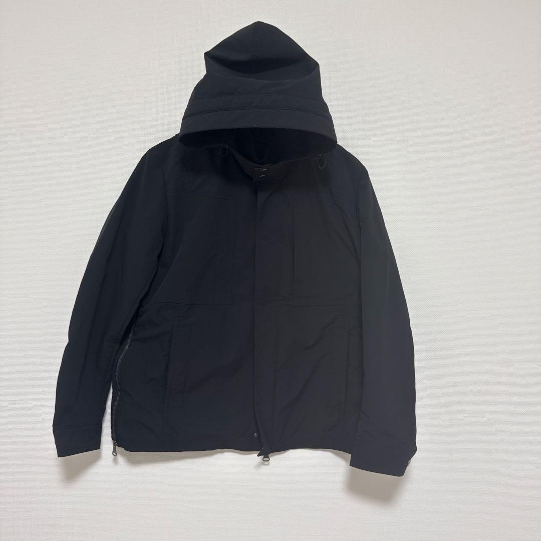 5351 POUR LES HOMMES　ナイロンジャケット 黒 フード付き