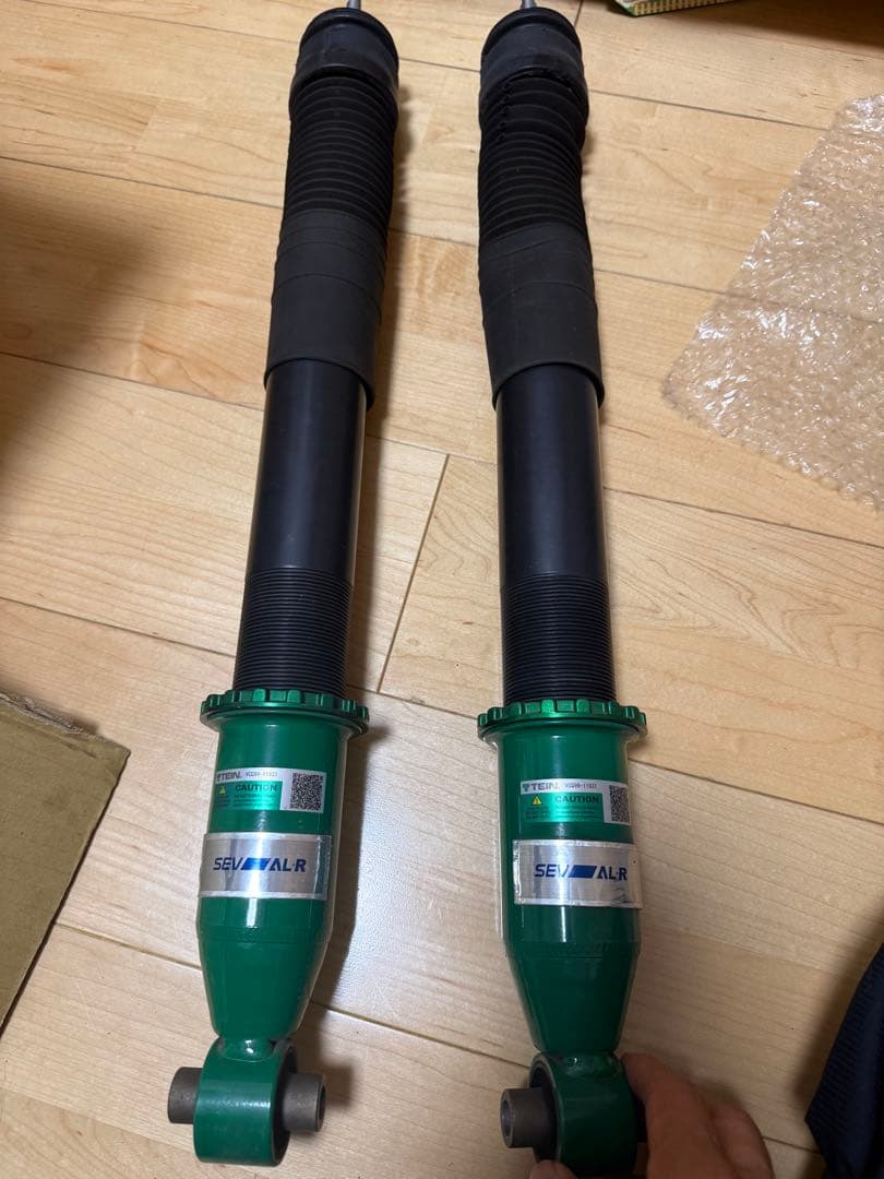 80系ノア、ヴォクシー、エスクァイア　TEIN車高調 フレックスZ